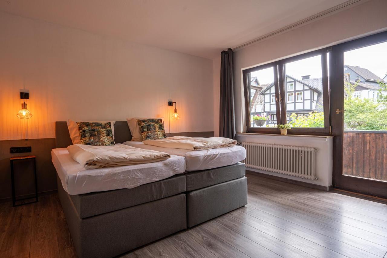 Zur Schmitte Bed & Breakfast Schmallenberg Exterior photo