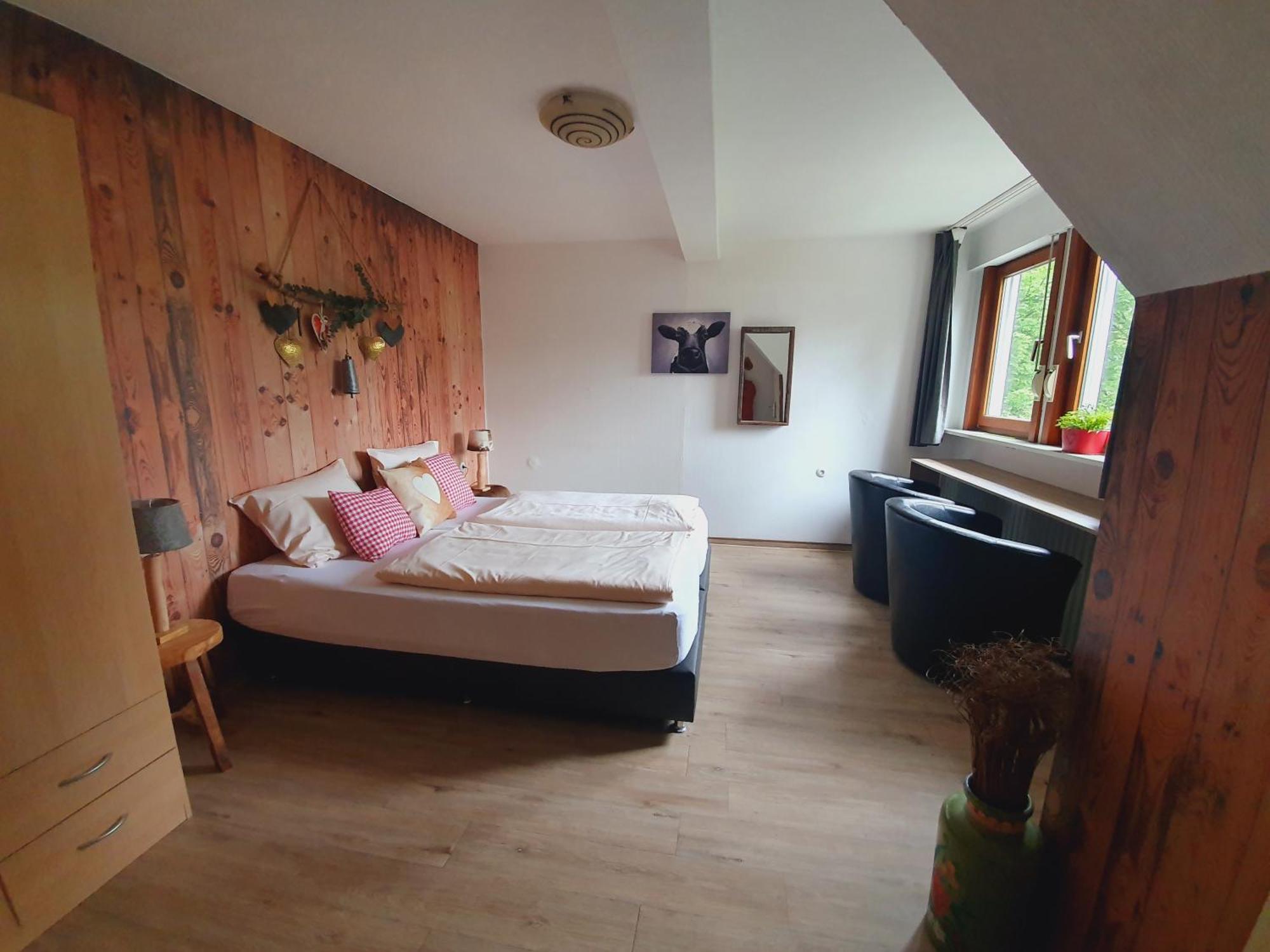 Zur Schmitte Bed & Breakfast Schmallenberg Exterior photo